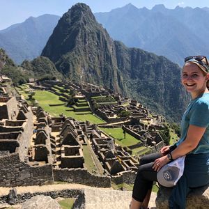 Meet your Posher, Becca